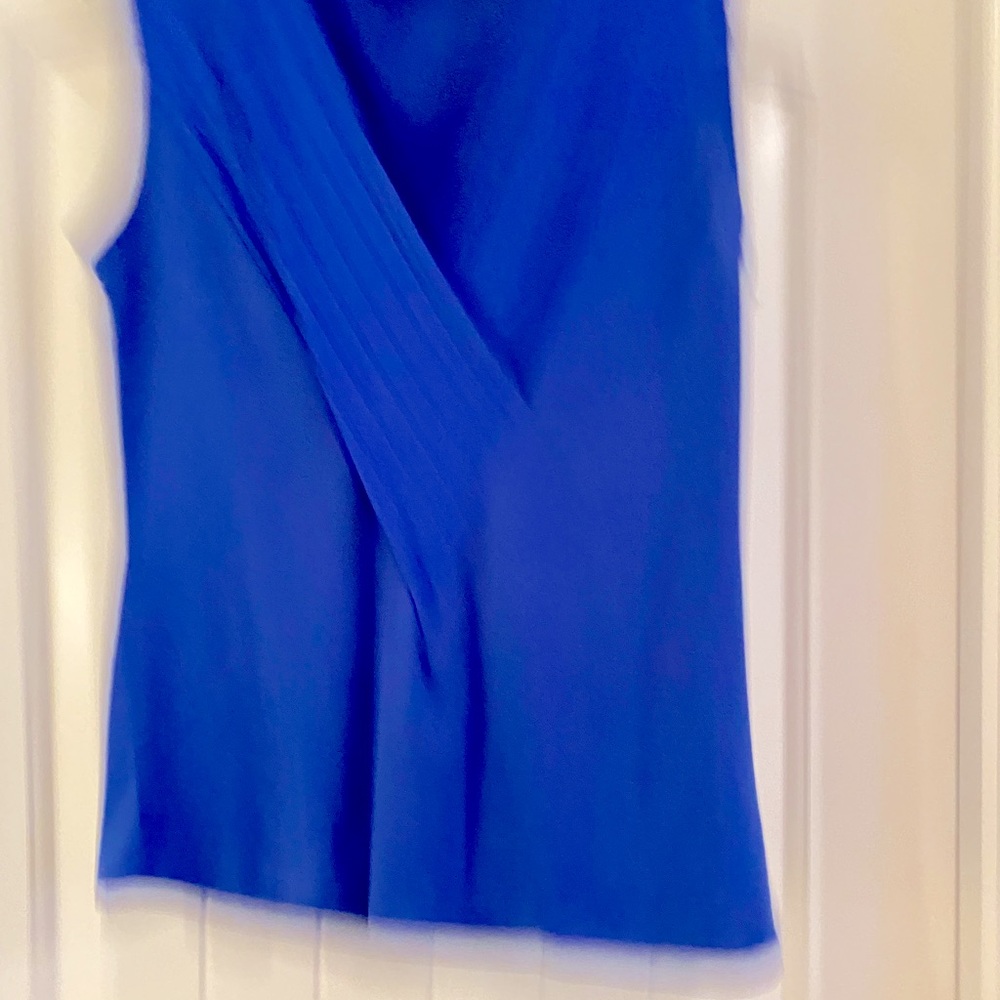 Sleeveless T shirt